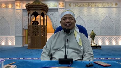 Rumah dua tingkat di tepi jalan itu, sekilas pandang tiada satu pun kelihatan istimewa. Sabar Dalam Wabak Penyakit - Ustaz Hanafiah Abdul Razak ...