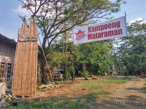 Banyak yang berubah di kampung. Suasana Tempo Dulu Di Kampoeng Mataraman Yogya | GudegNet