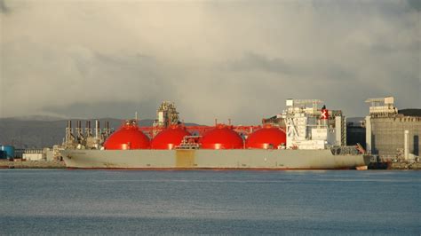 Hammerfest lng liquefies natural gas coming from the snohvit field in the barents sea. Cargo number 1000 from Hammerfest LNG - equinor.com