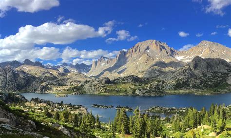 Island Lake Deep In The Wind River Mountains Of Wyoming Oc 3831 ×