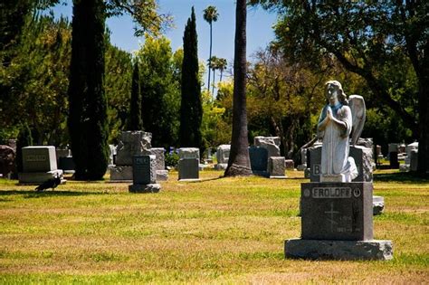 Tickets And Tours Hollywood Forever Cemetery Los Angeles Skip The
