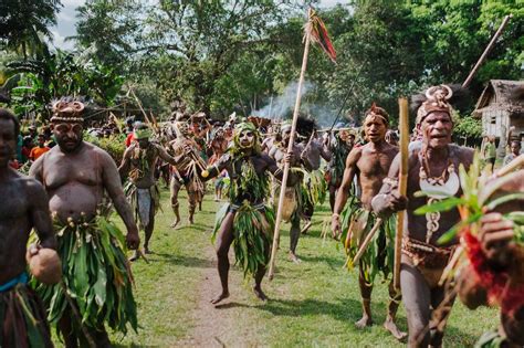 Sam And Julz Papua New Guinea Wedding Adventure Perspectives Australia
