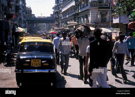 Street Scene Mumbai India Stock Photo Alamy