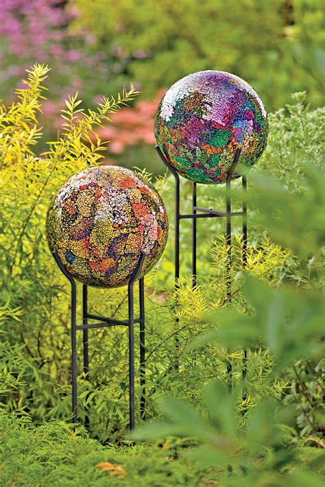 I Love These Gazing Balls Garden Globes Gazing Globe Mosaic Garden