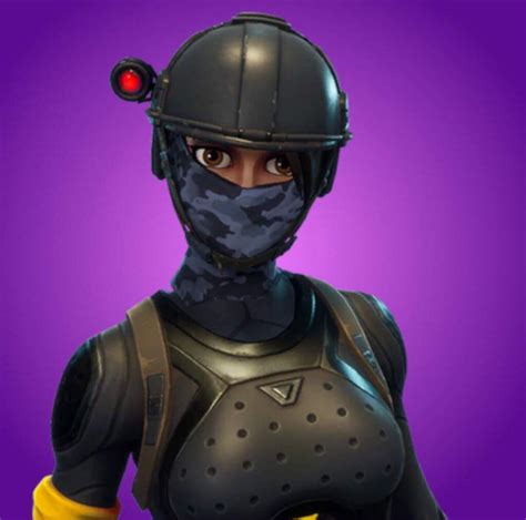 This female outfit also features a modern dark mask with decorative night vision goggles. Elite Agent | Wiki | Fortnite Mobile Amino