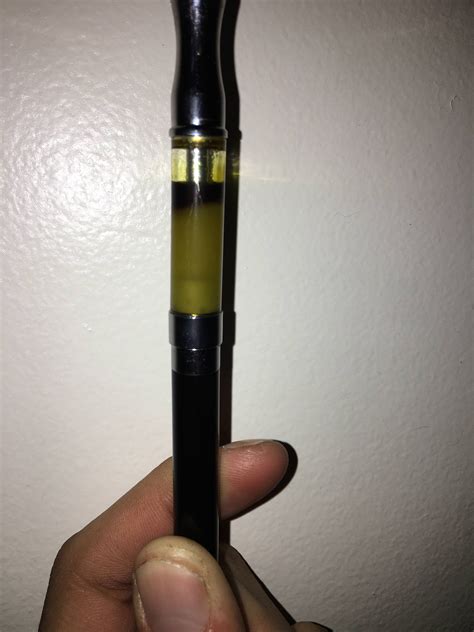 You will see 4 color wires and you only need 3 of the color which is black ,green and red. is this normal for a dab cartridge? : Waxpen