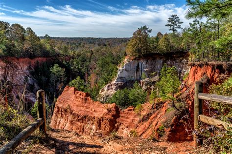 6 of the Most Beautiful Places to See in Georgia