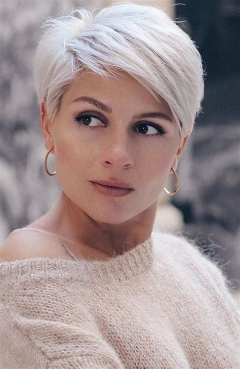 20 Trendy Pixie Haircut Women Can Refresh Your Stylish