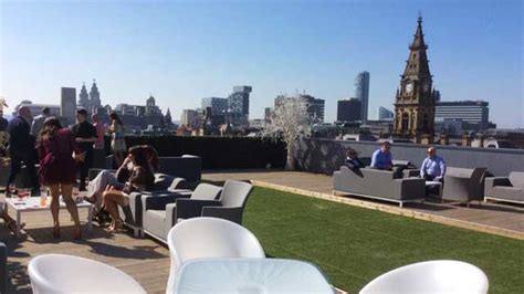 This stylish cocktail bar has a relaxing. Garden of Eden at The Shankly Hotel - Rooftop bar in ...