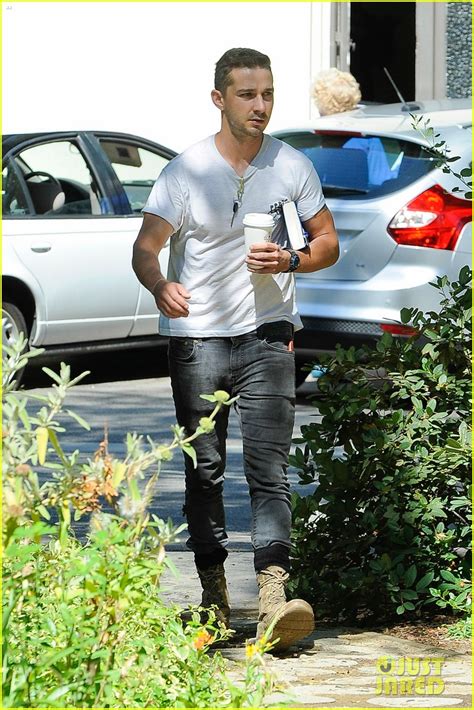 Shia Labeouf Is Clean Shaven And Looking Healthy These Days Photo 3151084 Shia Labeouf Photos