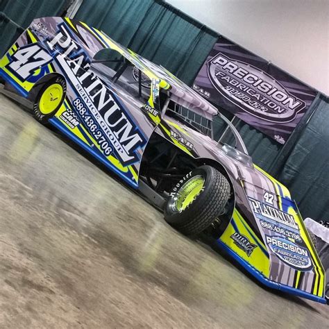 Real world drivers in all 3 classes. Dirt defenders looking good on this beauty | Dirt car ...