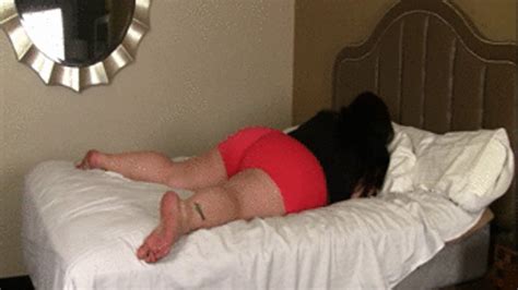 Resting Bbw Has To Be Lifted Off Bed Wmv Juicy Jazmynne Fetish And