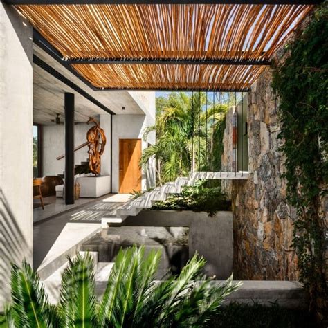 35 Contoh Desain Rumah Bambu Elegan Dan Minimalis