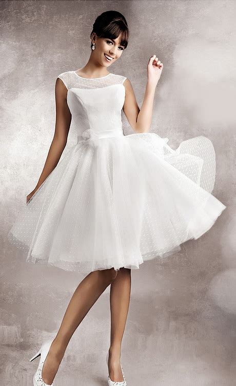 Maybe you would like to learn more about one of these? Kurzes hochzeitskleid