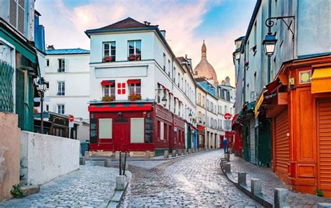 Le Consulat Paris Awesome Expert Guide To Montmartre Cafe