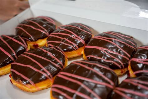 Where to find the best desserts in barcelone, you ask? Rise'n Roll Bakery - Southwest Fort Wayne - Home | Facebook