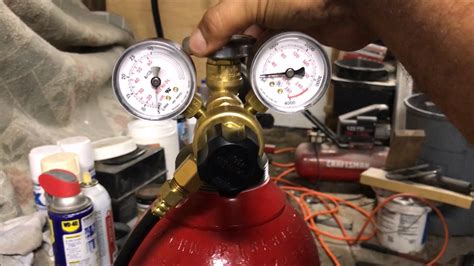 A quick review of the power mig 180c welder by lincoln electric. setting up MIG welder and info for beginners LINCOLN 18 ...