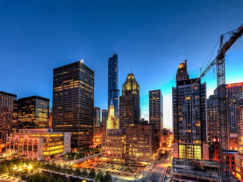 빛 도시 등 건물 도로 집 고층 빌딩 저녁 조명 시카고 미국 Il 일리노이 키가 큰 Hd 배경 화면
