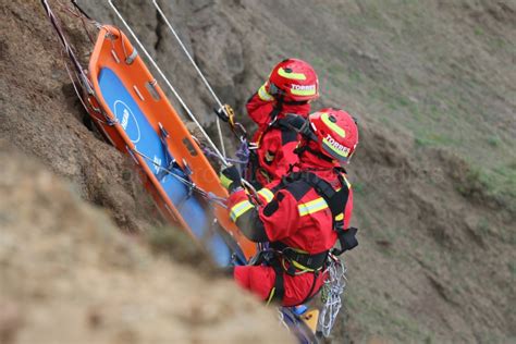 Salvamento E Resgate Bombeiros Torres Vedras