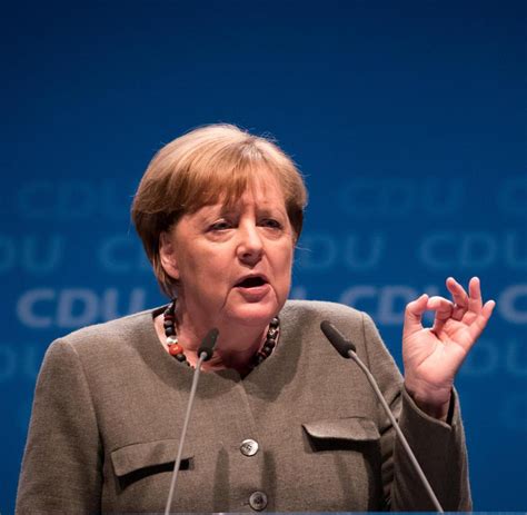Focus online hat mit einem arzt darüber. Nordost-CDU: Vincent Kokert nimmt Angela Merkel gegen ...