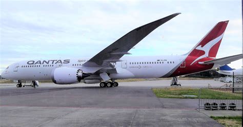 A Look Inside Qantas First 787 9 Dreamliner