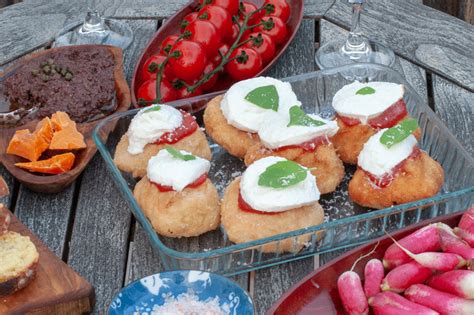 Maybe you would like to learn more about one of these? Neapolitan Fried Dough Pizza Recipe - Your Guardian Chef