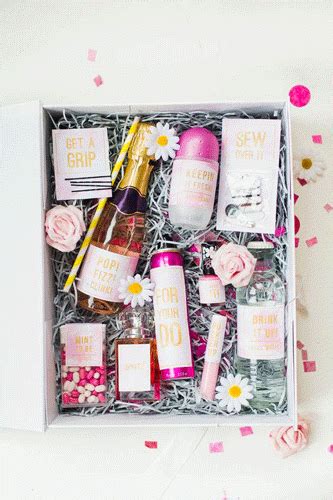 The best wedding gift lists. 5 superb best friend wedding gift ideas to give to your ...