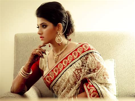 Beautiful Tamil Brahmin Bride On Her Reception Wedding Photography