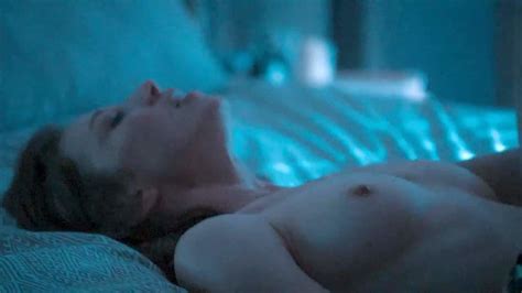 Carrie Coon Topless Sex In The Leftovers On