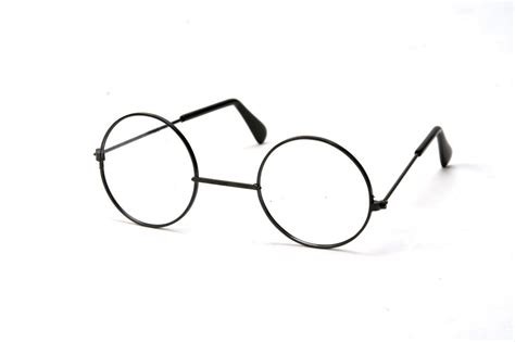 Famous Spectacles Characters And Their Glasses