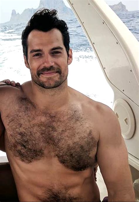 celebrities with hairy chests lpsg