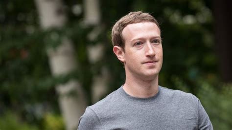 Facebooks Mark Zuckerberg Drops Controversial Stock Plan Bbc News