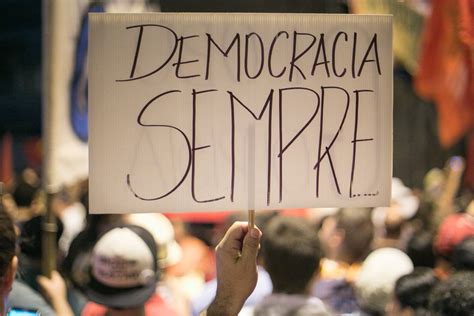De Como Morrem As Democracias N Vea Carpes Brasil