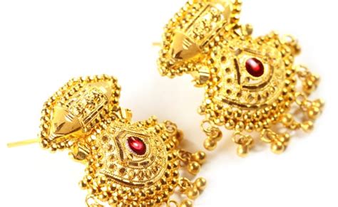 these stylish gold earrings for women will be a treasured part of your jewellery box