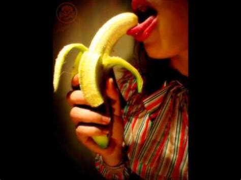 Girls Eating Bananas Youtube