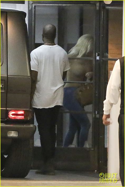 Photo Kim Kardashian Discloses Details Of Her Kanye Wests Sex Life 07 Photo 3326653 Just