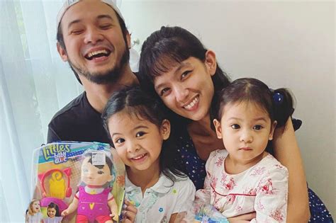 She adds that she will be returning to showbiz, and she reiterates on may 20, 2021, in an exclusive interview with gma network, jennica garcia confirmed that she and her husband alwyn uytingco have broken up after. 'No one is too old to stop living': Jennica Garcia drops ...