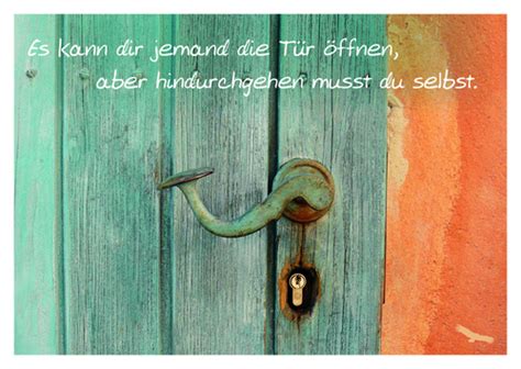 Dadurch entsteht mehr druck auf der falle und sie sollte sich öffnen lassen. Es kann dir jemand die Tür öffnen, aber hindurchgehen ...