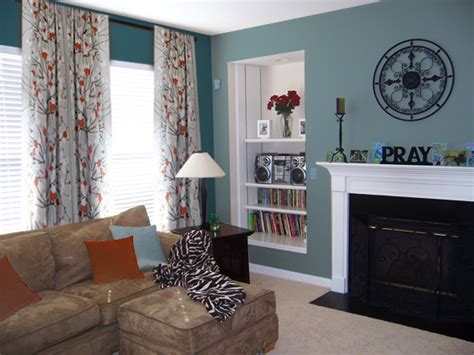 Teal And Brown Living Room Decor