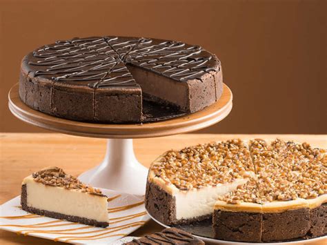 10 Fan Favorite Desserts You Can Get From Costco