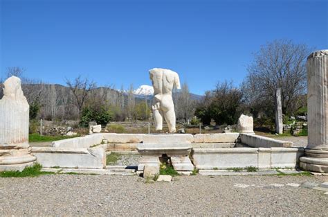 The Hadrianic Baths At Aphrodisias Caria Turkey World History Et
