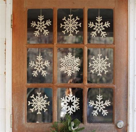 Elegant Christmas Window Decorations Ideas 21 Natale