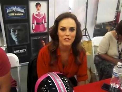 Erin jessica cahill (born january 4, 1980) is an american actress. Powermorphicon 2014 - Day 2 - Erin Cahill - Power Rangers Time Force - YouTube