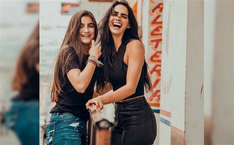 Mi poder es el amor aquí la cosa es pasarla bien sonríe. Bárbara de Regil: ¿Quién es Mar Alexa la hija de la actriz?