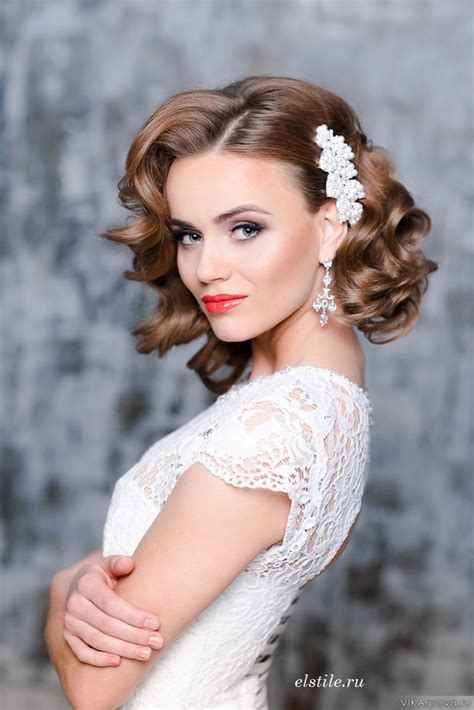 We bring you the best wedding hairstyles to try in 2020! Gorgeous Wedding Hairstyles and Makeup Ideas - Belle The ...