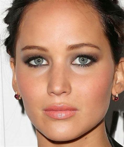 Totally Ró 10 Eye Makeup Tips For Hooded Eyes