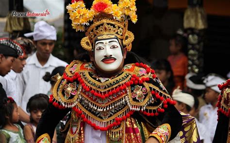 Tari Topeng Bali Adalah Sebuah Tradisi Yang Kental Dengan Nuansa Ritual