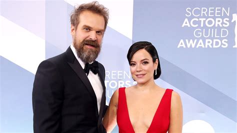 Lily Allen And Stranger Things Star Confirm Vegas Marriage News 1 Nyc