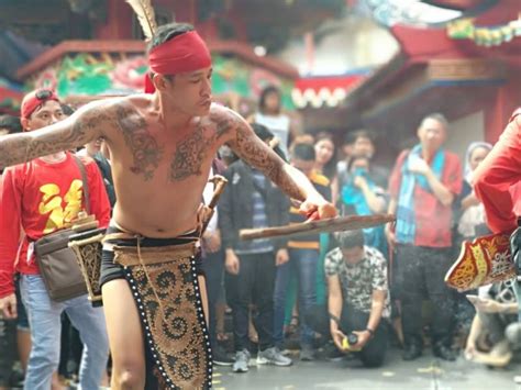 Festival Cap Go Meh Kota Singkawang Kalimantan Barat Amazing Borneo