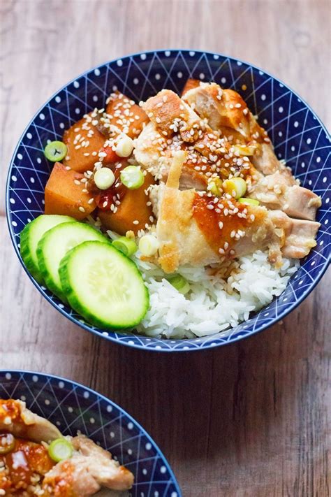 Definitely add the gochujang (korean chili paste) for a truly unique and. Spicy Korean chicken & potato stew | Stewed potatoes ...